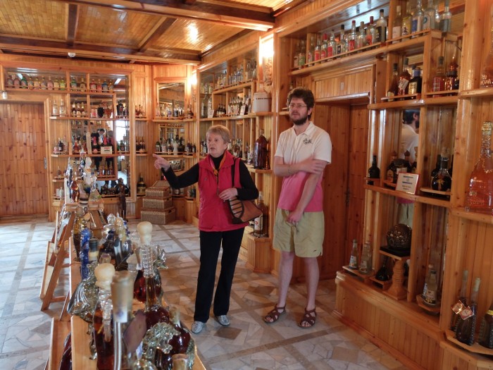 Le musée des bouteilles à Tiraspol: 20 000 flacons de toutes les formes et de toutes les couleurs…
