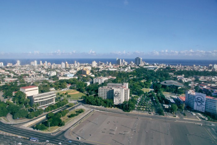 La Havane. La place de la Révolution, depuis le mirador Jose Marti.