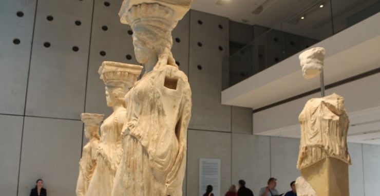 vignette-L-acropole-d-Athenes-et-son-nouveau-musee