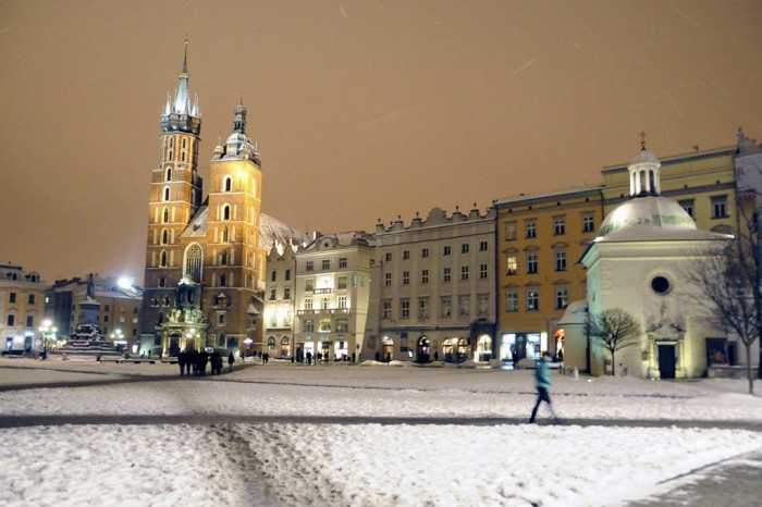 Cracovie possède un charme particulier en hiver.