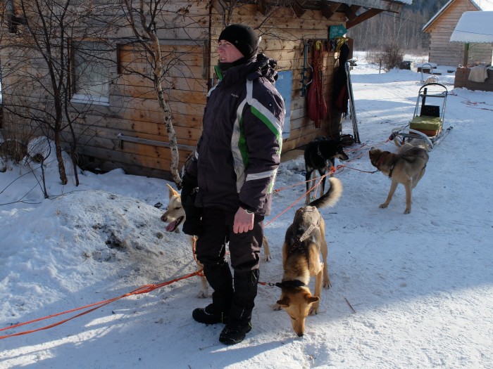 Un équipage de chiens de traineau ne se commande pas comme le caniche à sa maman.