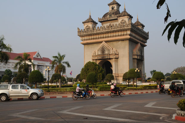 L’arc de triomphe de Vientiane.